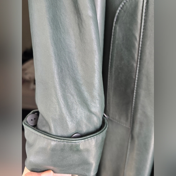 Oversized Green Leather Trench Coat with Fur Trims - Plus Size 14W - Picture 12 of 17